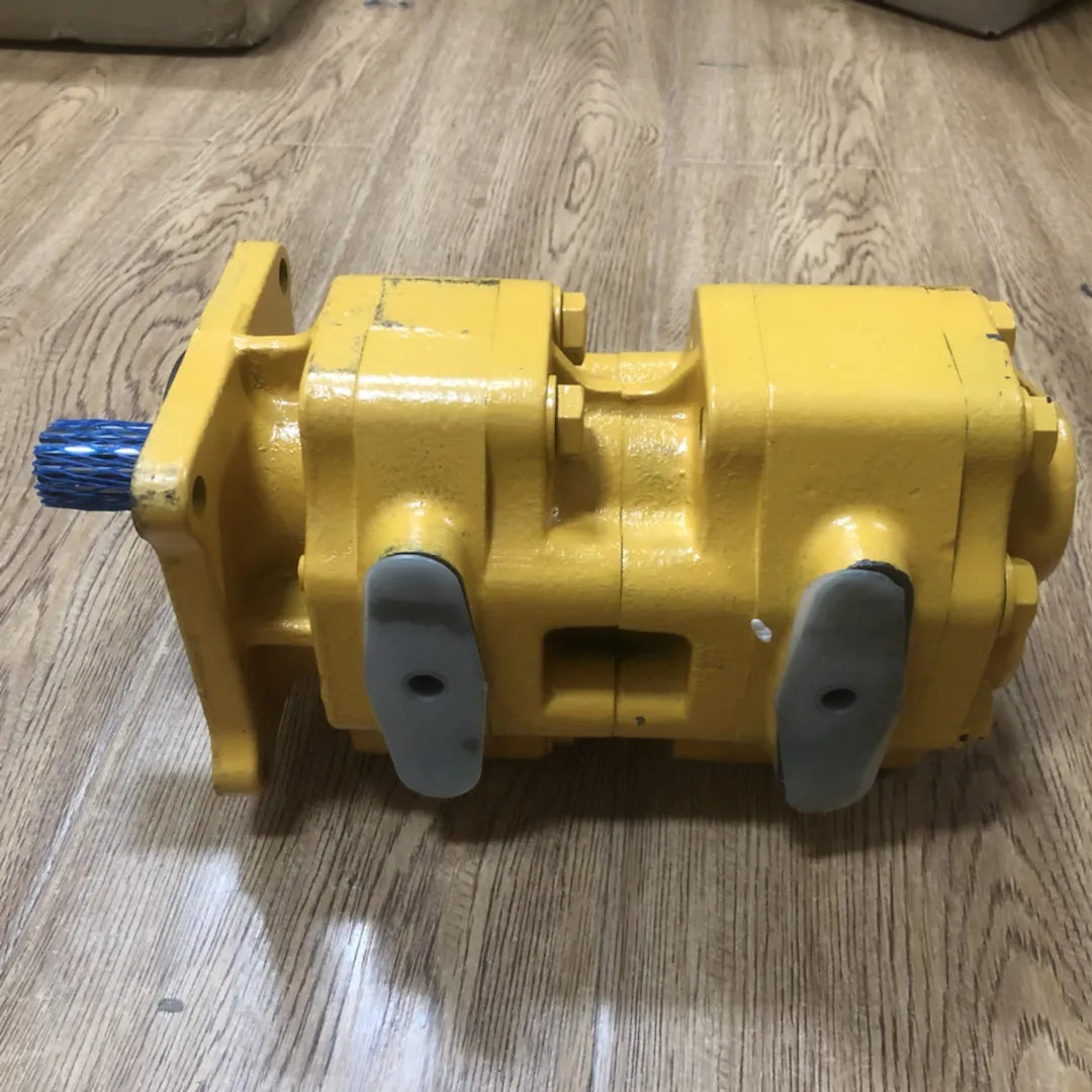 New For Komatsu Bulldozer D60A-11 D60A-8 D60E-8 D60F-8 D60P-11 D60P-8 Tandem Steering Pump 07400-40500