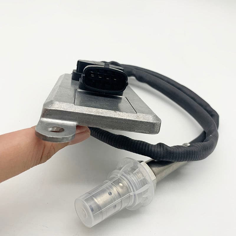 5WK96675A 2894940 2871979 4984577 4954222 1705572 NOx Nitrogen Oxide Sensor 24V for Cummins DAF