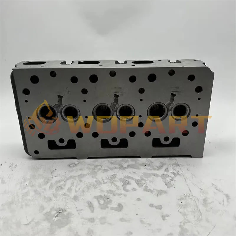 1537103040 15371-03040 Cylinder Head for Kubota Diesel Engine D750